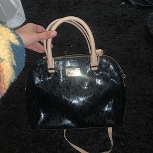 Black Micheal Kors bag